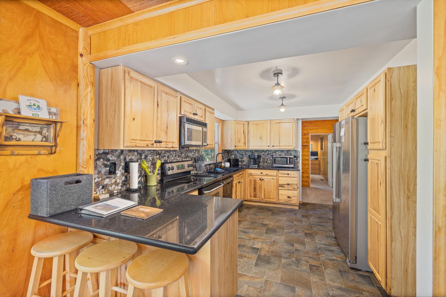 39162 Manzanita, Bass Lake, CA 93604