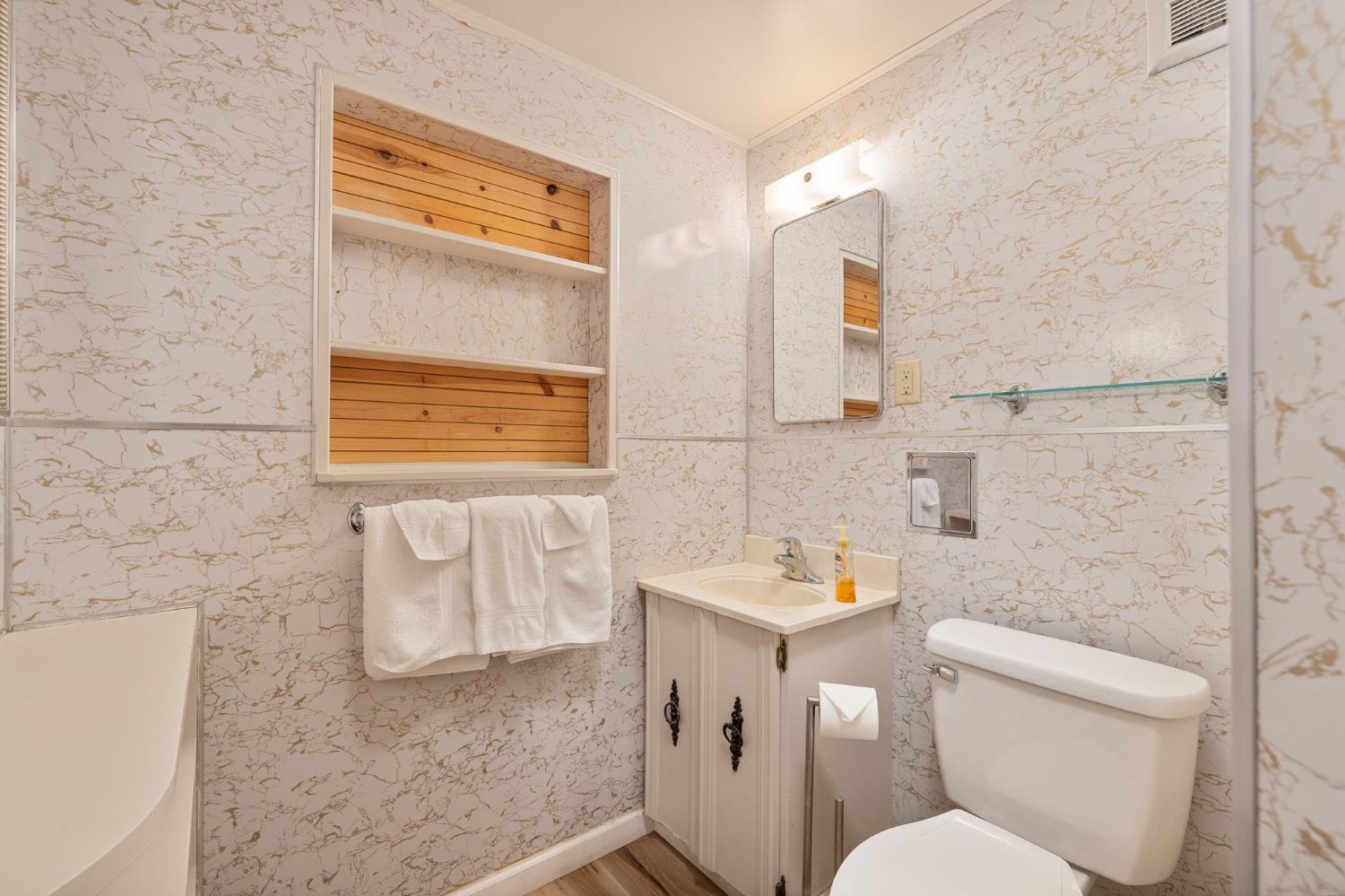 39162 Manzanita, Bass Lake, CA 93604