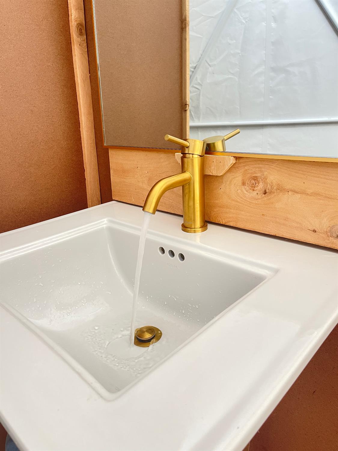 37575 Shadybrook Ln, Yokuts Valley, CA 93675