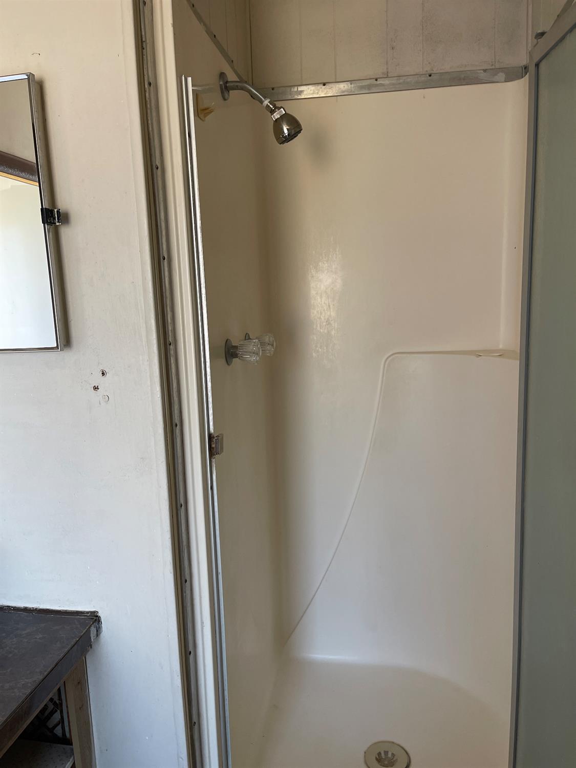 37575 Shadybrook Ln, Yokuts Valley, CA 93675