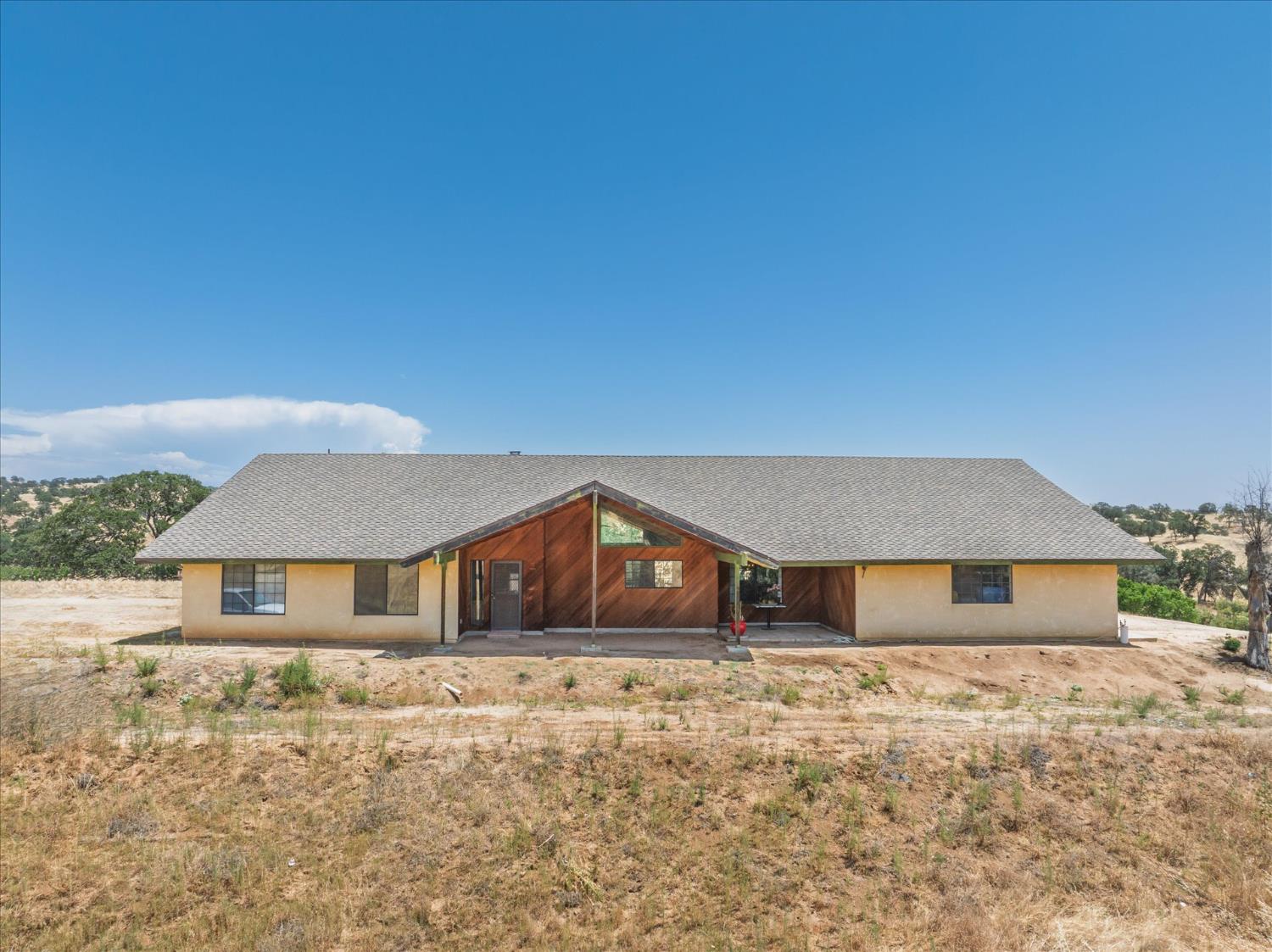 26667 Road 407, Raymond, CA 93653