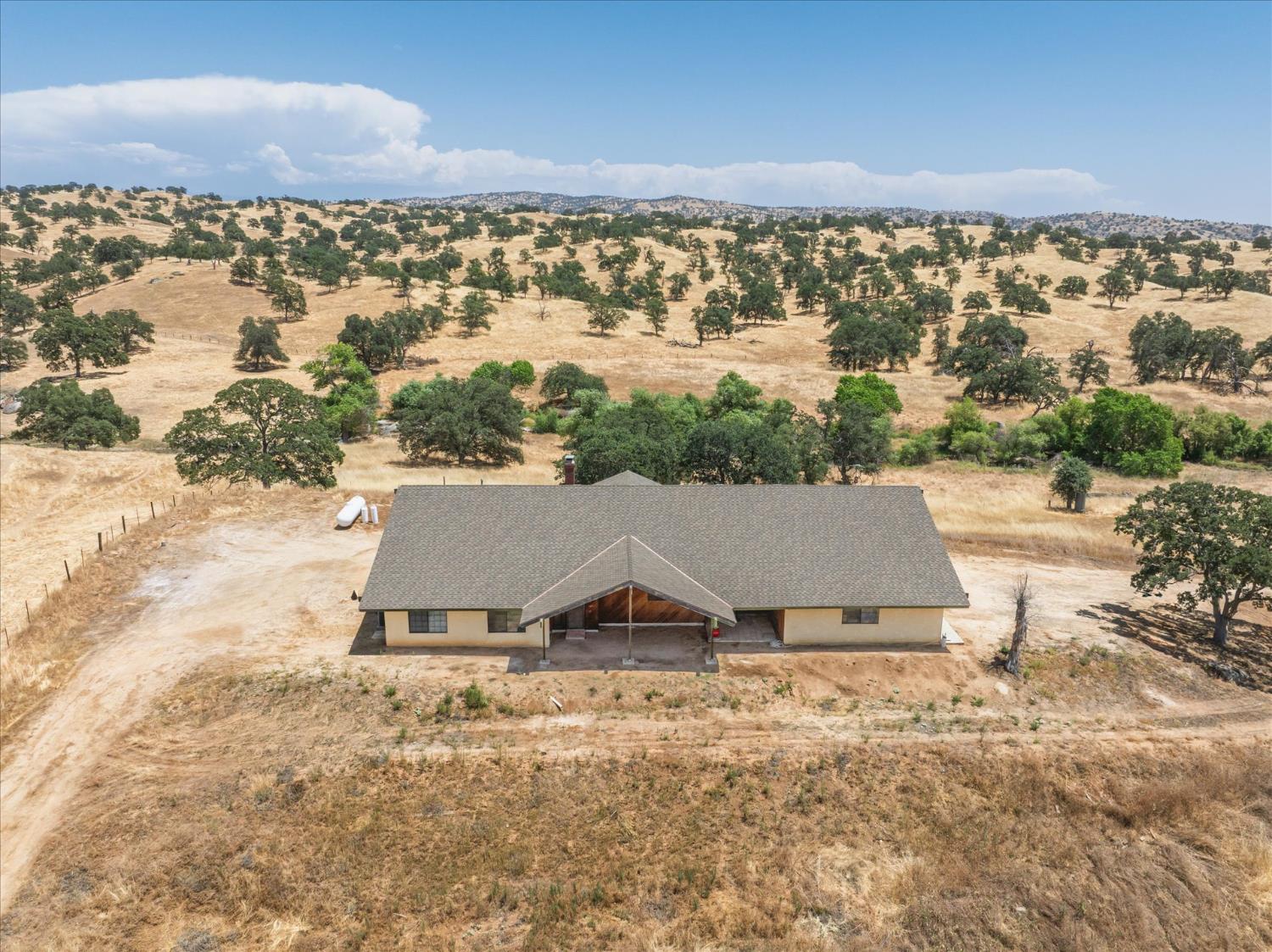 26667 Road 407, Raymond, CA 93653