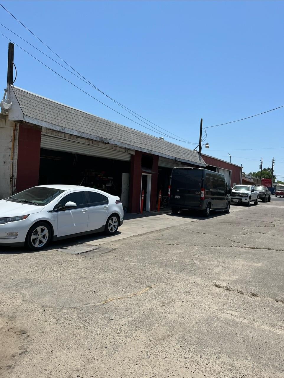 1530 G St, Reedley, CA 93654