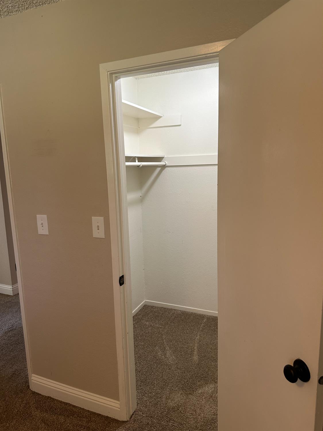 6284 N Del Mar Ave, Fresno, CA 93704