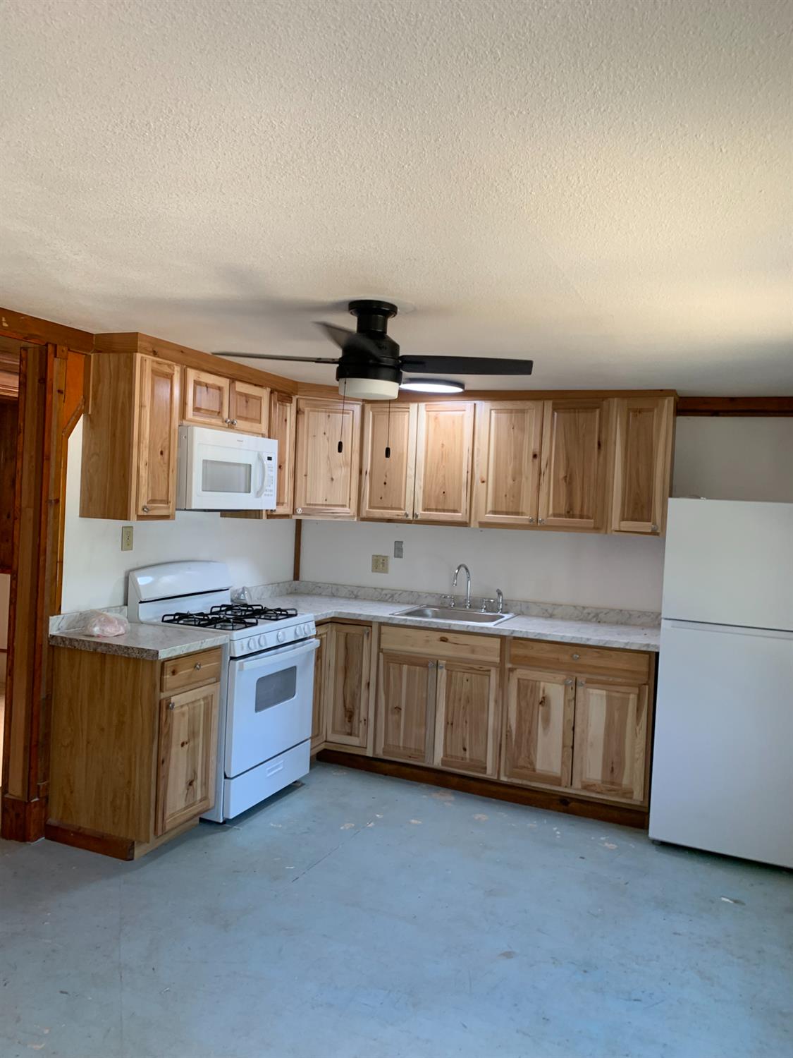 33013 Rd 222 E, North Fork, CA 93643