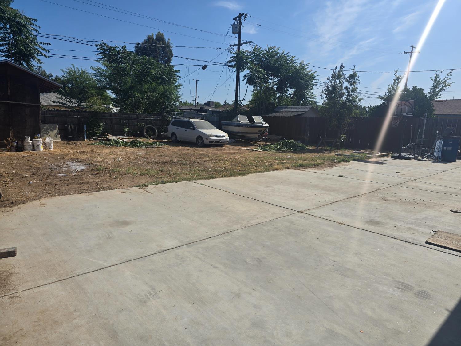 924 W Myers, Fresno, CA 93706