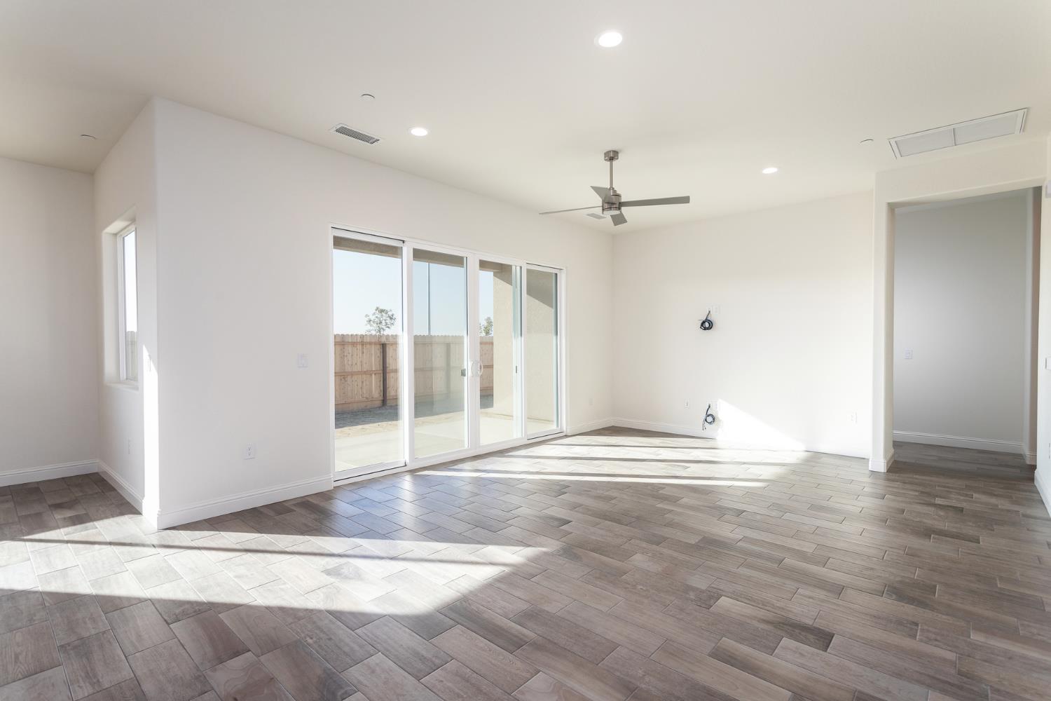 3081 19th St, Kingsburg, CA 93631