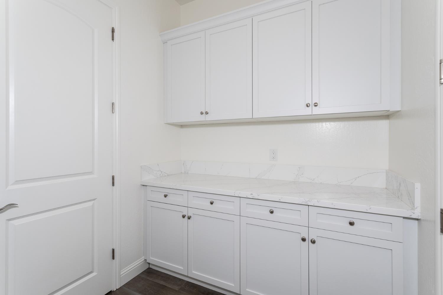 3081 19th St, Kingsburg, CA 93631