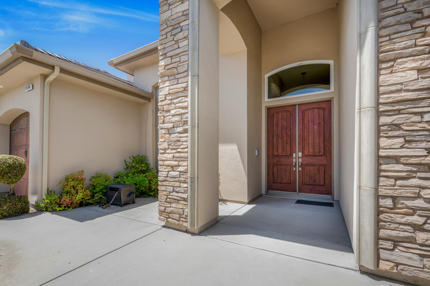 2136 E Royal Dornoch Ave, Fresno, CA 93730