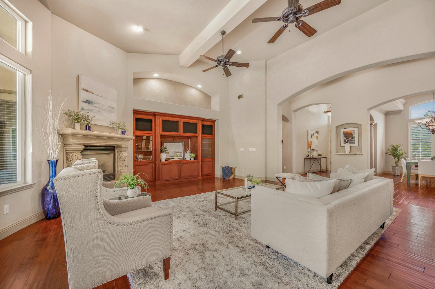 2136 E Royal Dornoch Ave, Fresno, CA 93730