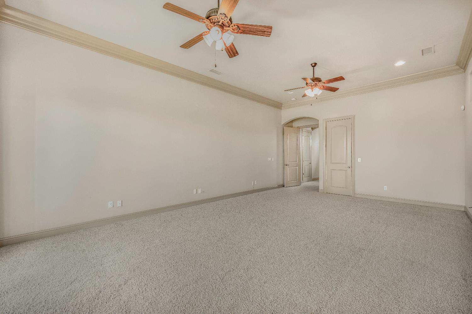 2136 E Royal Dornoch Ave, Fresno, CA 93730