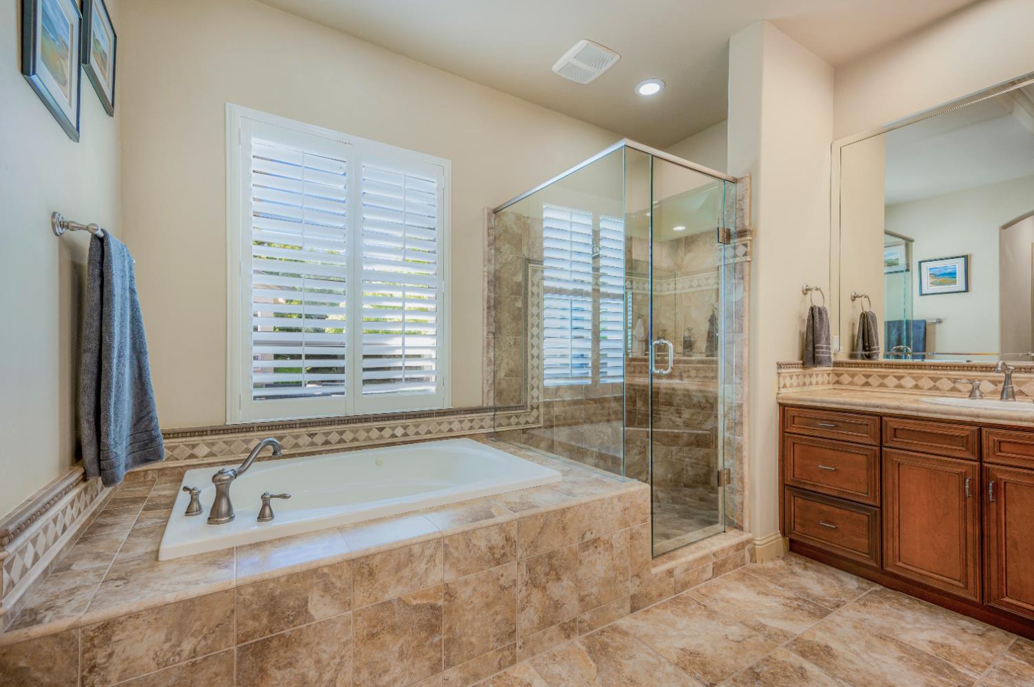 2136 E Royal Dornoch Ave, Fresno, CA 93730