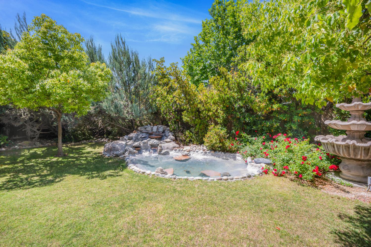 2136 E Royal Dornoch Ave, Fresno, CA 93730