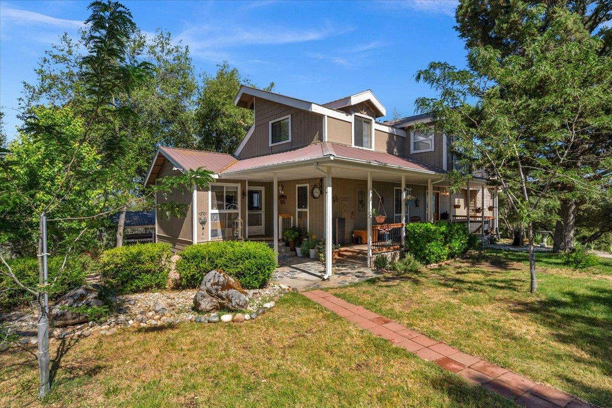 46281 Eastwood Dr S, Oakhurst, CA 93644