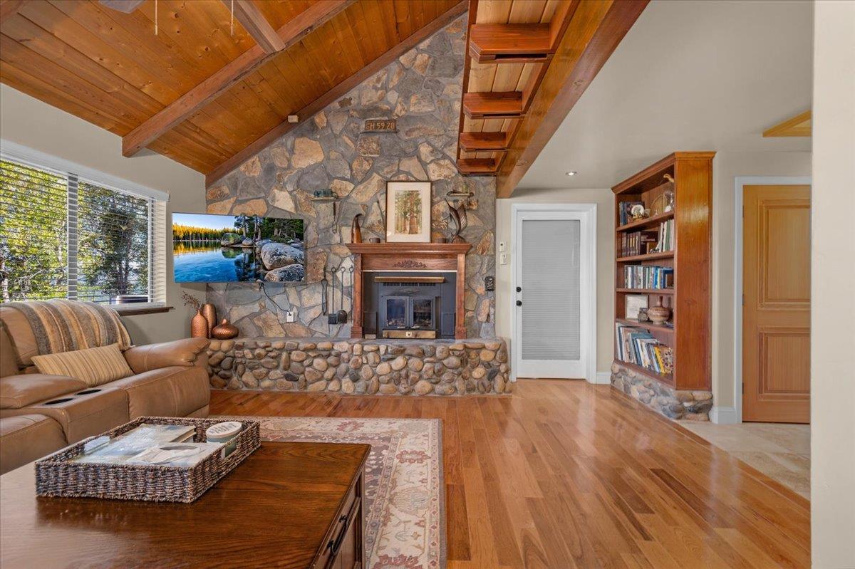 46281 Eastwood Dr S, Oakhurst, CA 93644