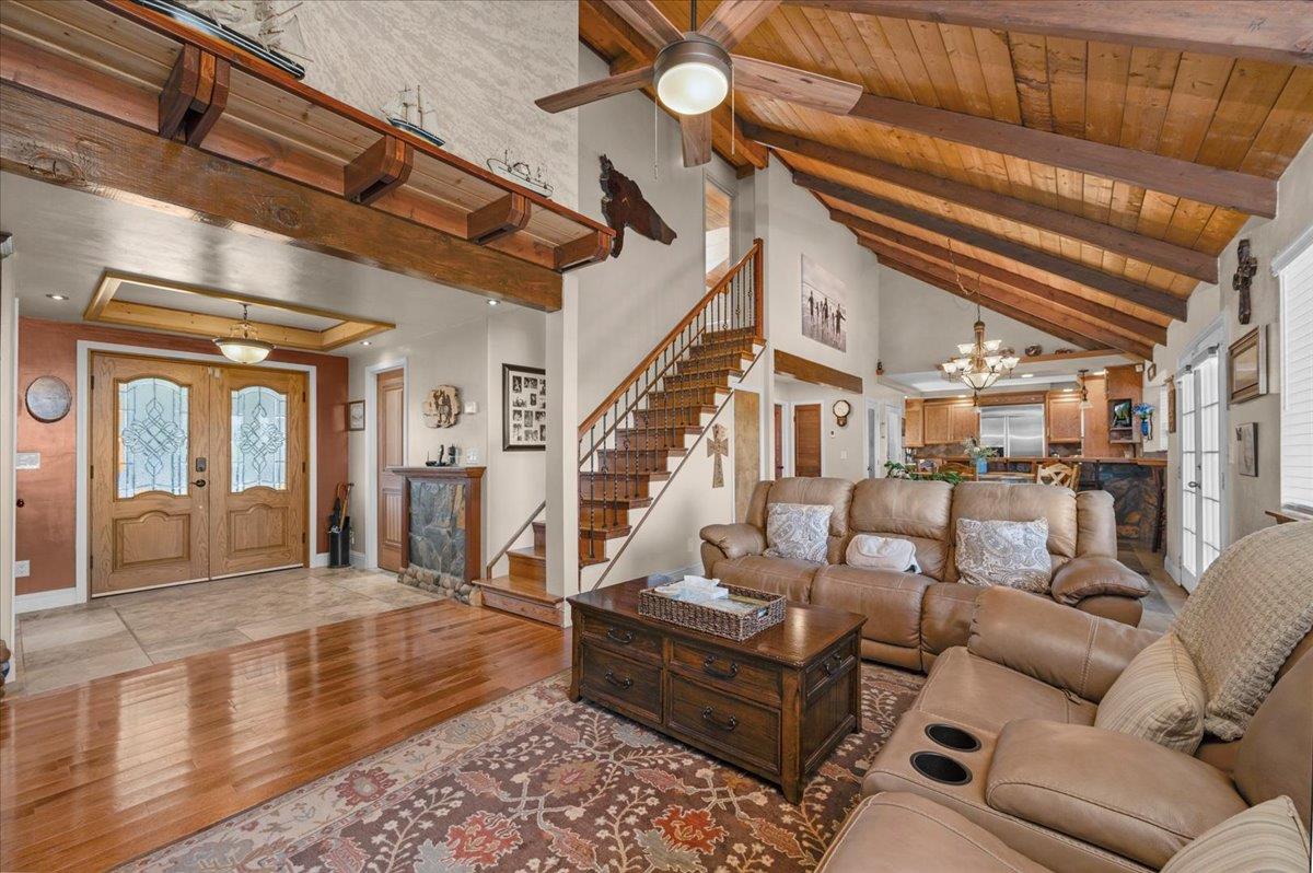 46281 Eastwood Dr S, Oakhurst, CA 93644