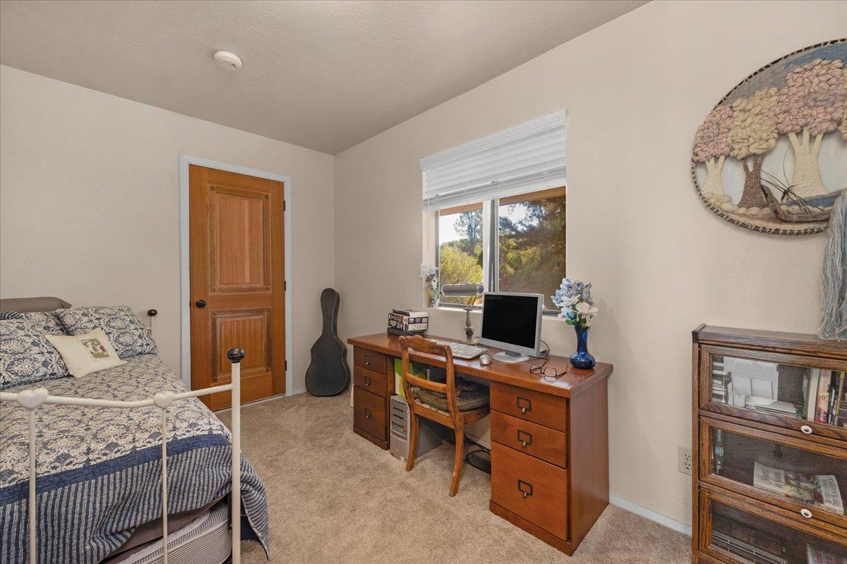 46281 Eastwood Dr S, Oakhurst, CA 93644