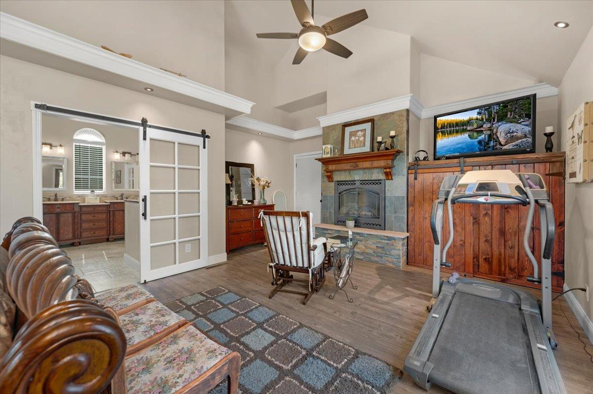 46281 Eastwood Dr S, Oakhurst, CA 93644