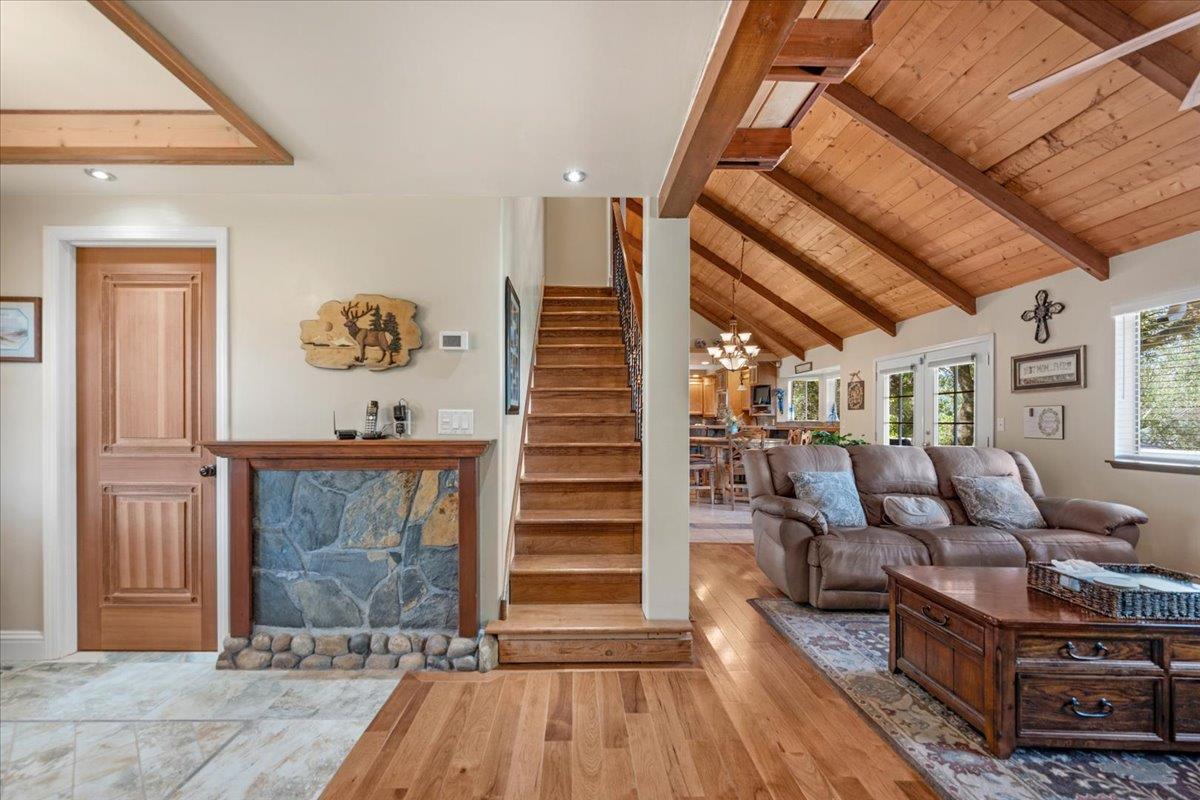 46281 Eastwood Dr S, Oakhurst, CA 93644