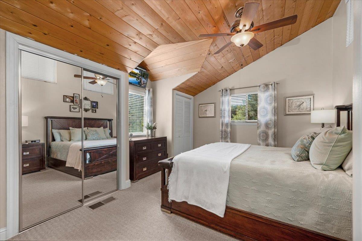 46281 Eastwood Dr S, Oakhurst, CA 93644