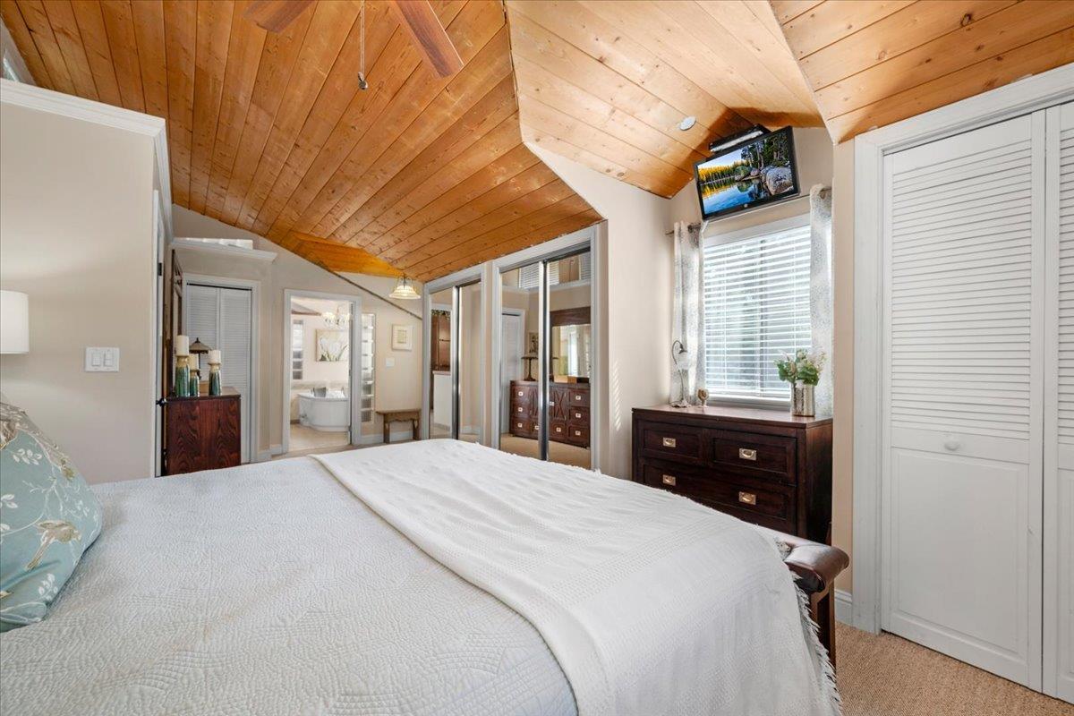 46281 Eastwood Dr S, Oakhurst, CA 93644