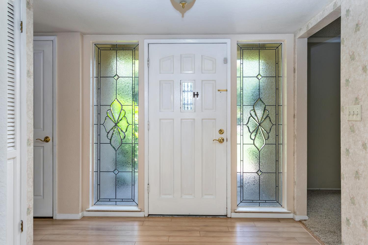 450 W Alluvial Ave, Clovis, CA 93611