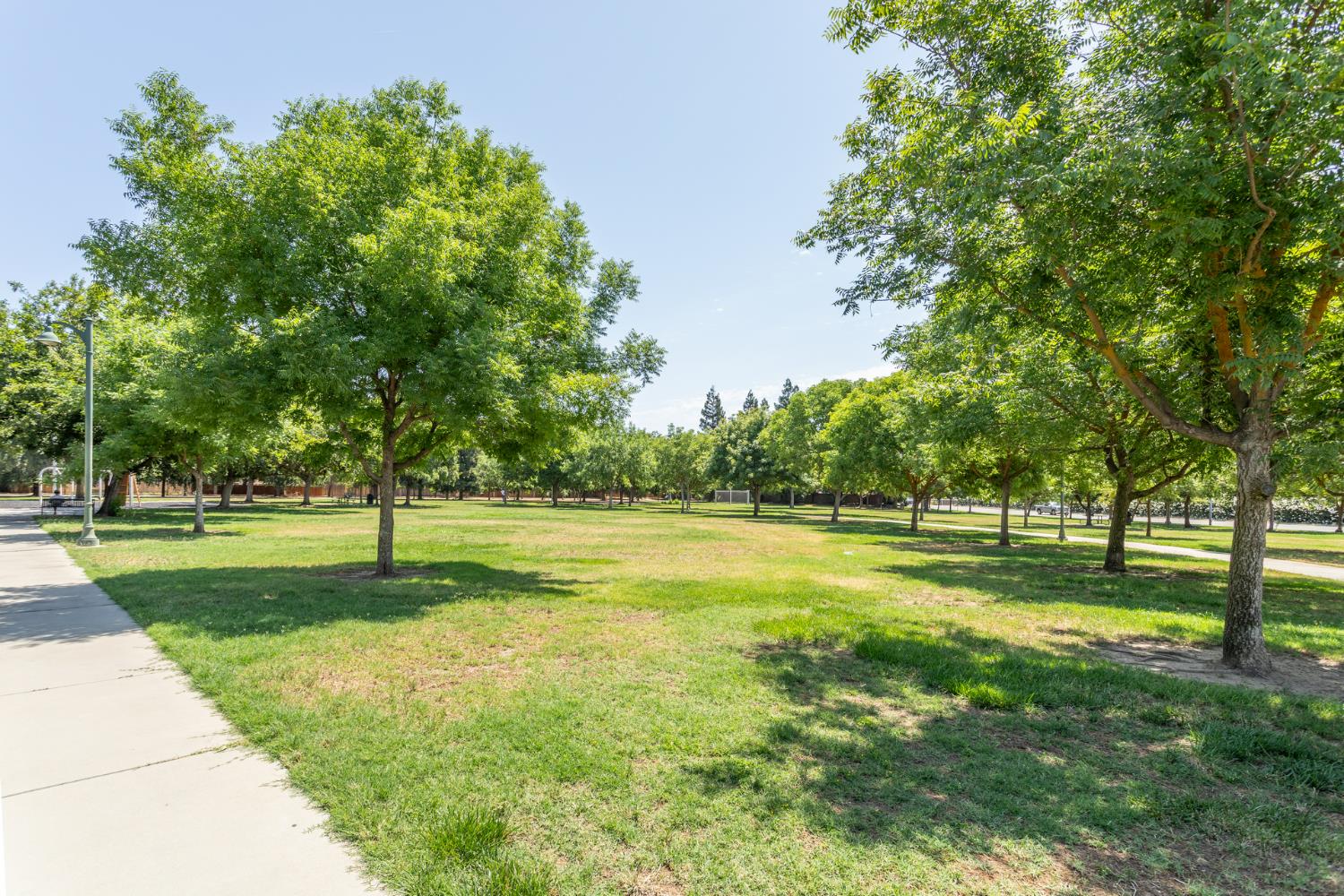 450 W Alluvial Ave, Clovis, CA 93611