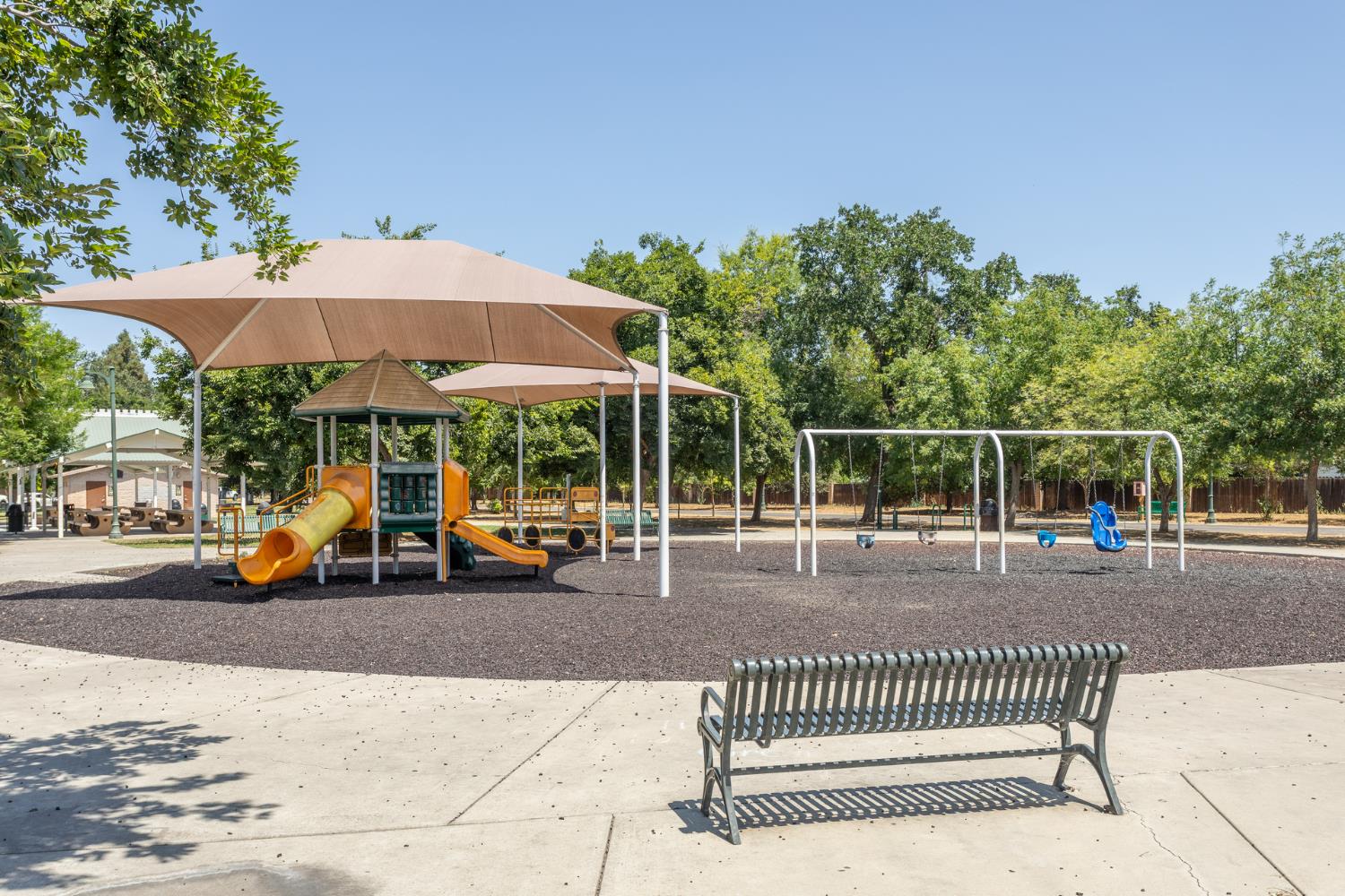 450 W Alluvial Ave, Clovis, CA 93611