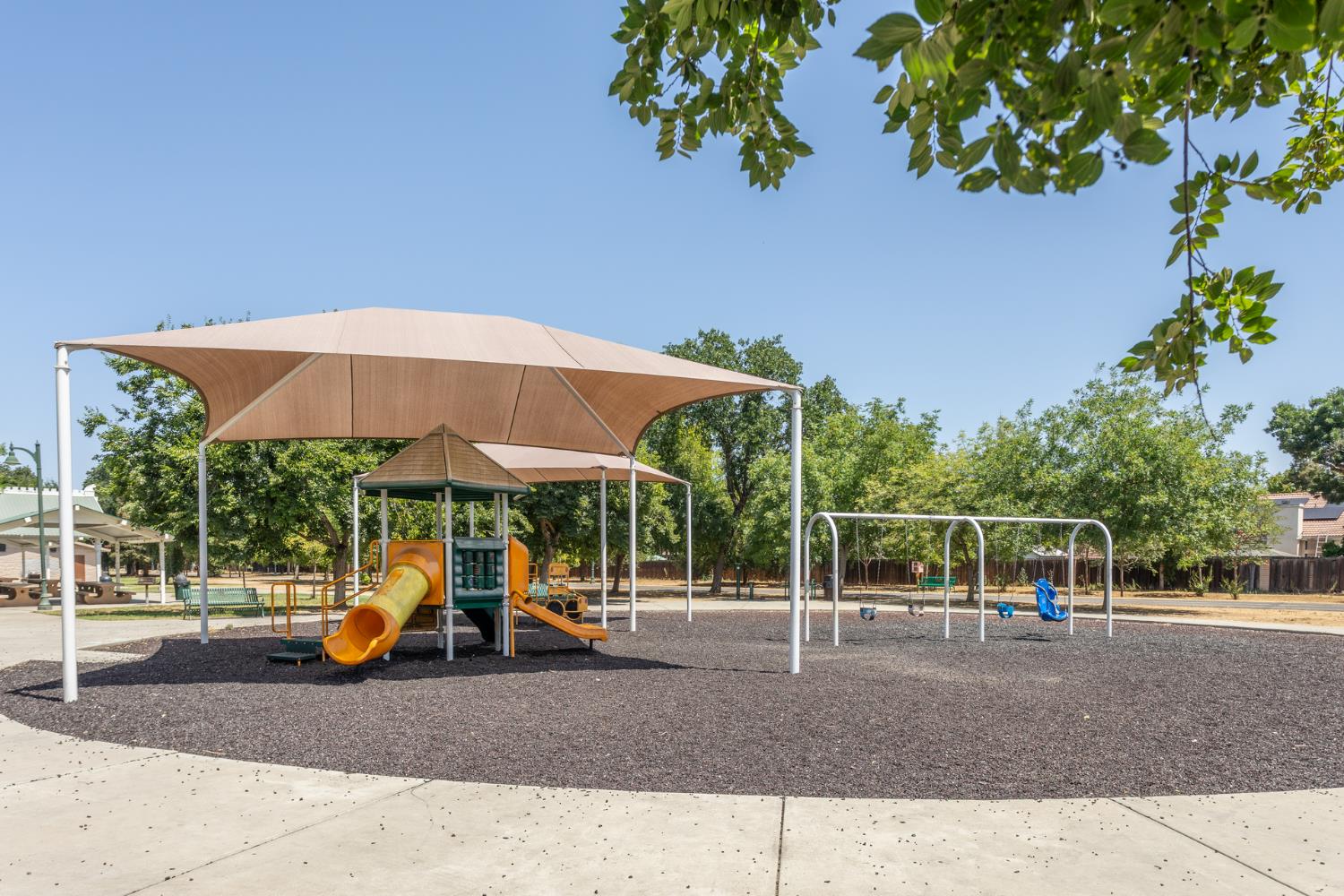 450 W Alluvial Ave, Clovis, CA 93611