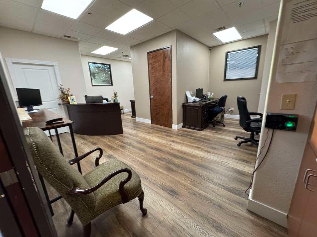 475 E Almond Ave, Madera, CA 93637