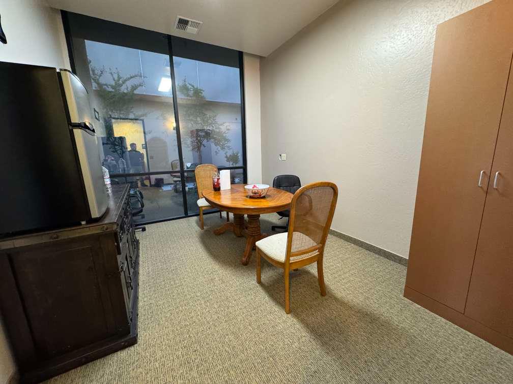 475 E Almond Ave, Madera, CA 93637