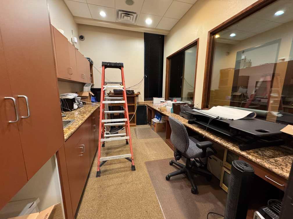 475 E Almond Ave, Madera, CA 93637