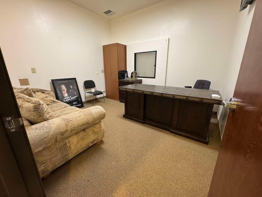 475 E Almond Ave, Madera, CA 93637