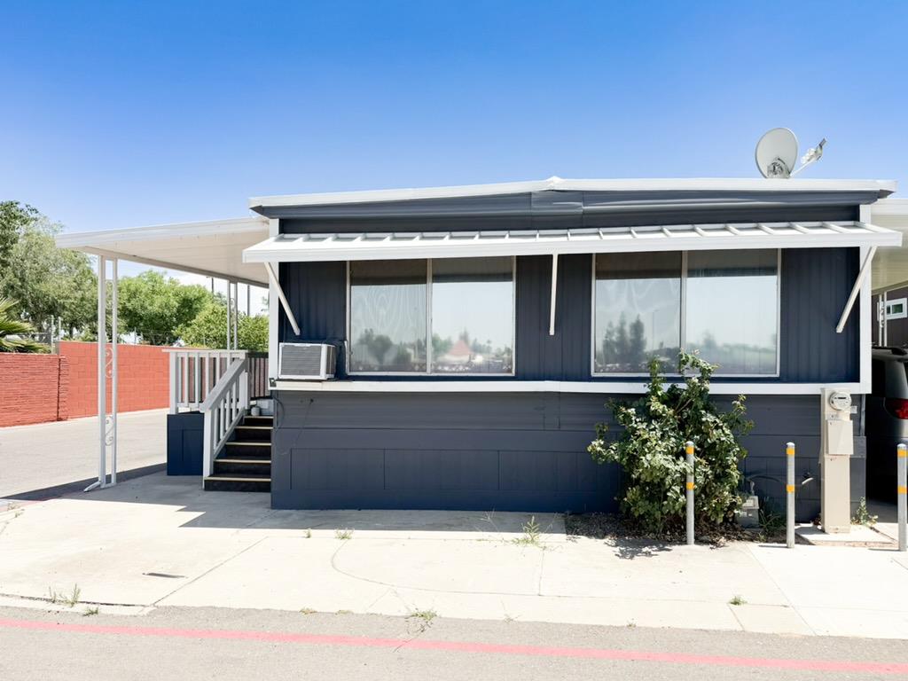 1898 E Gettysburg Ave #107, Fresno, CA 93726