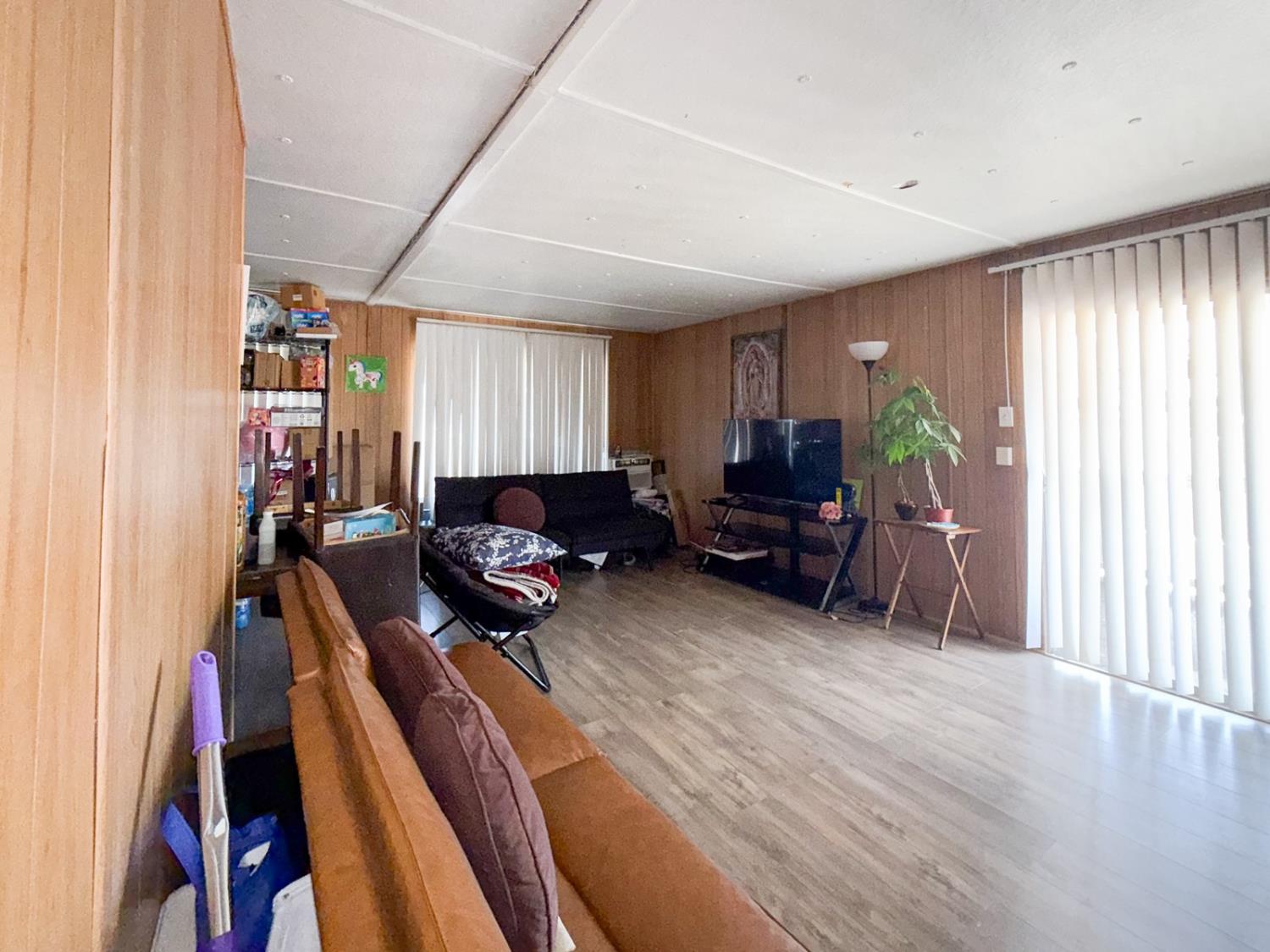 1898 E Gettysburg Ave #107, Fresno, CA 93726