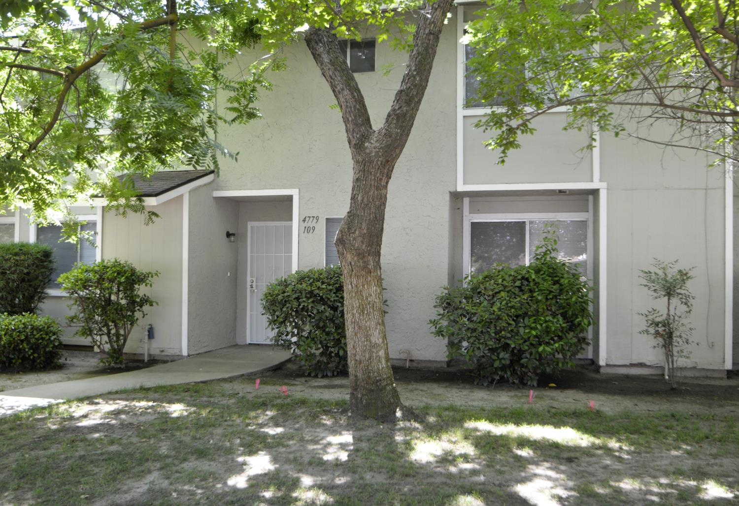 4779 N Cedar Ave ##109, Fresno, CA 93726