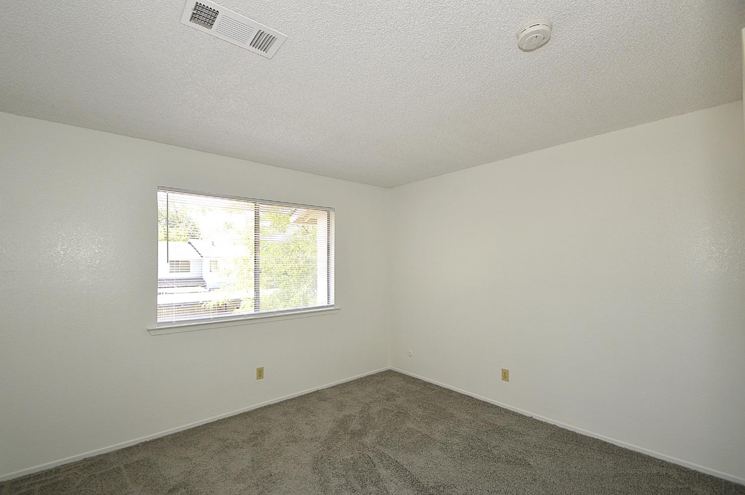 4779 N Cedar Ave ##109, Fresno, CA 93726