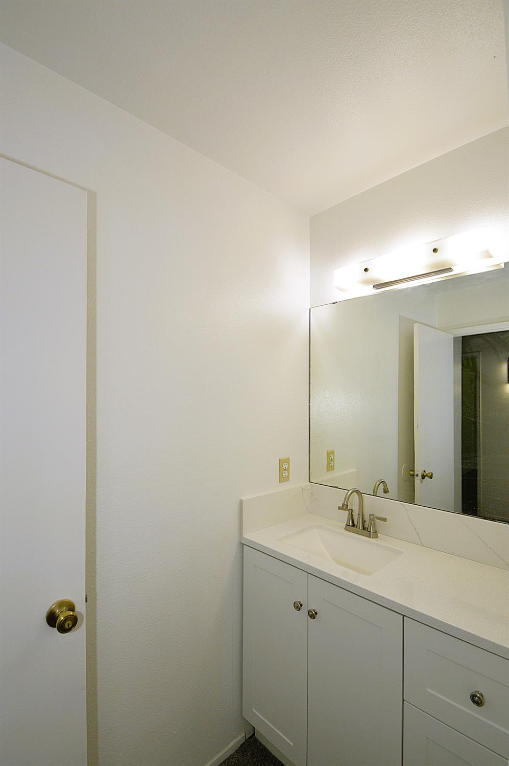 4779 N Cedar Ave ##109, Fresno, CA 93726