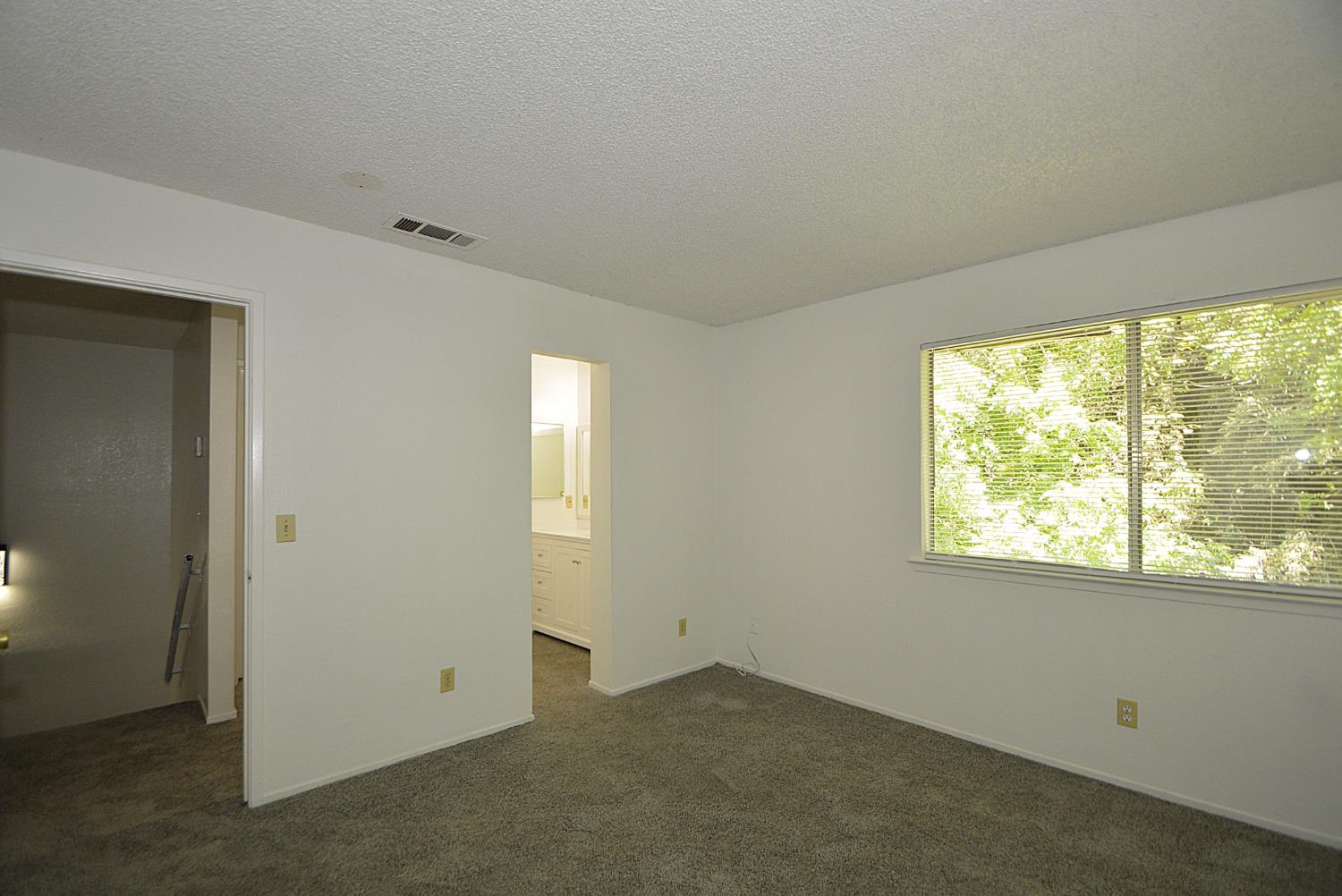 4779 N Cedar Ave ##109, Fresno, CA 93726