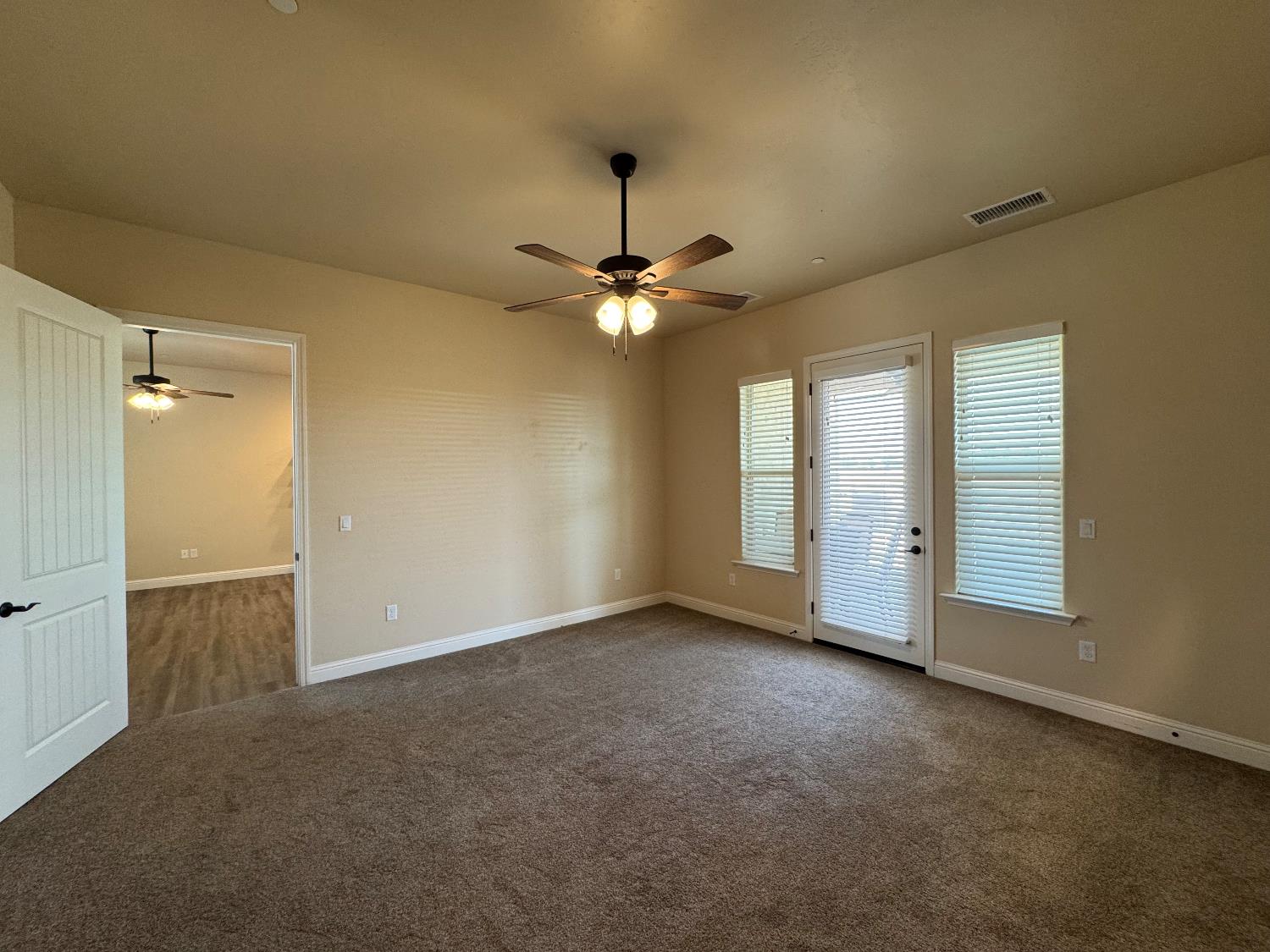 13390 E Falcon Meadow, Clovis, CA 93619