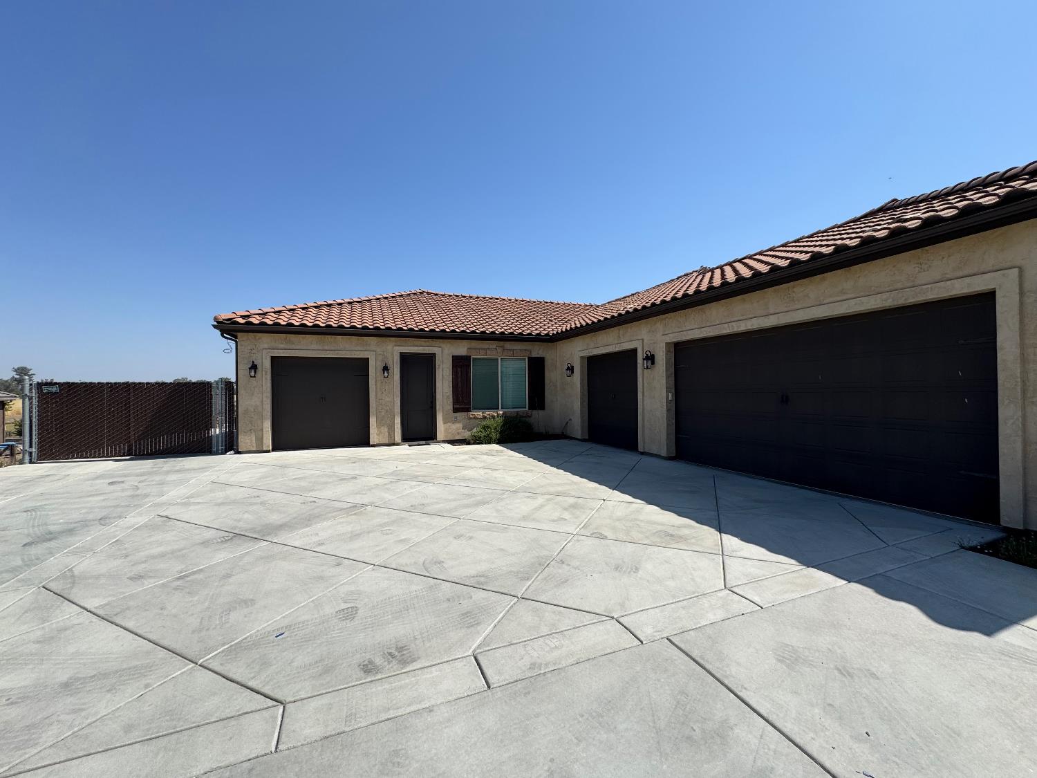 13390 E Falcon Meadow, Clovis, CA 93619