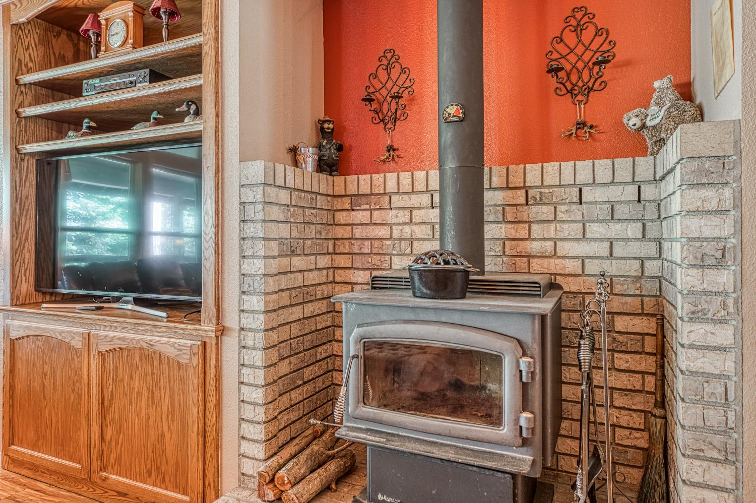 41228 Heartwood Ln, Shaver Lake, CA 93664