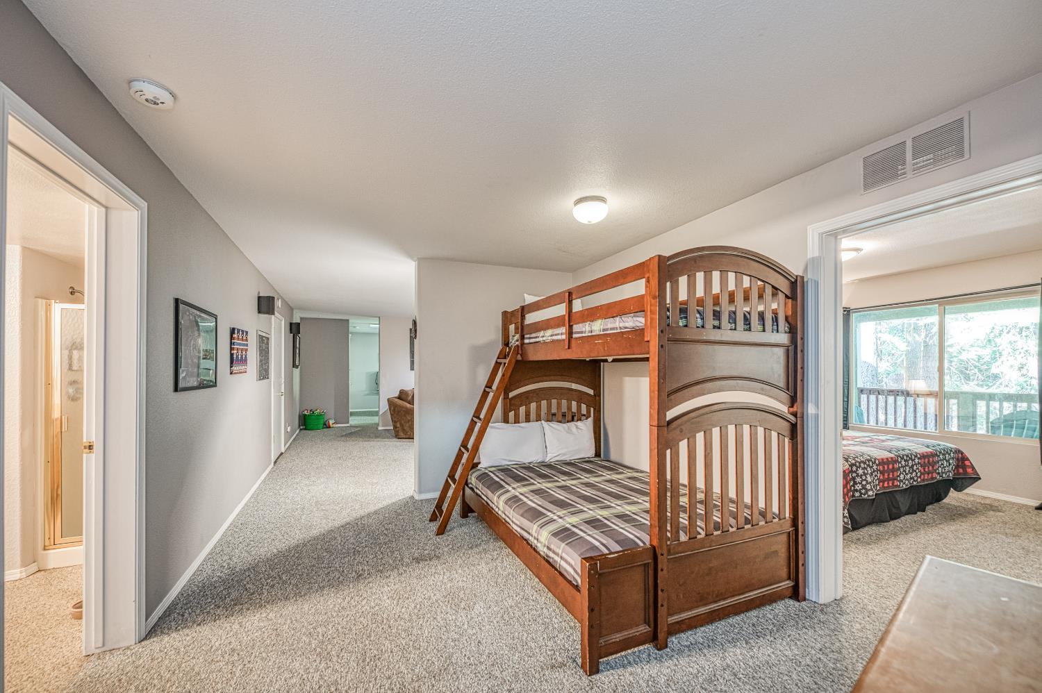 41228 Heartwood Ln, Shaver Lake, CA 93664