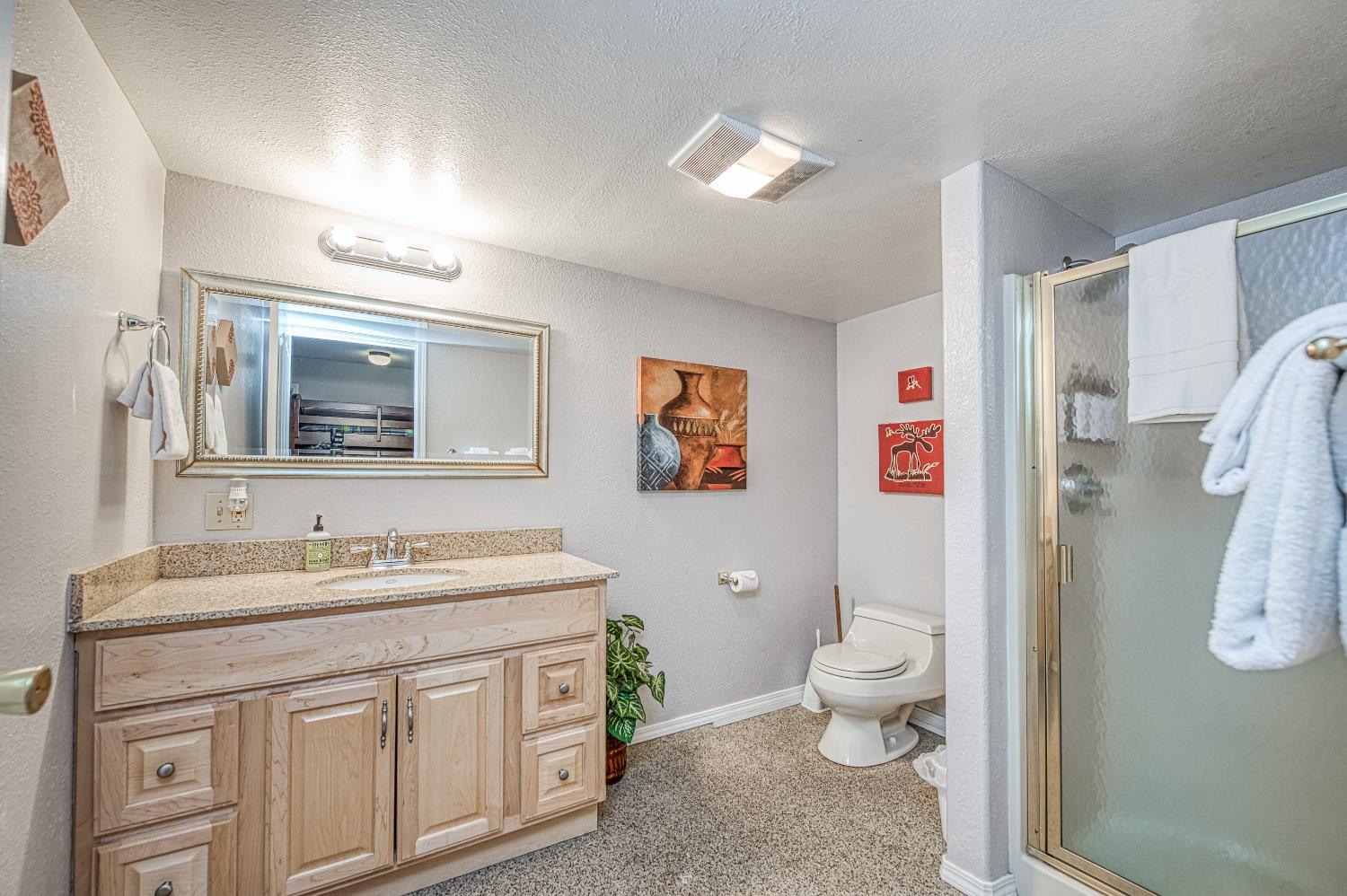 41228 Heartwood Ln, Shaver Lake, CA 93664