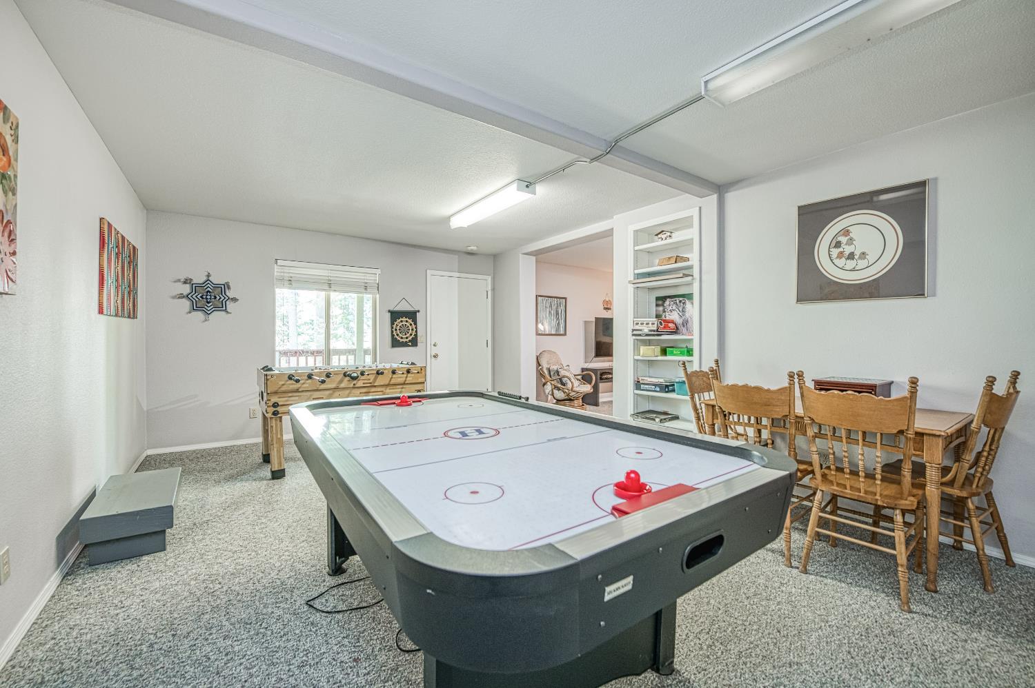 41228 Heartwood Ln, Shaver Lake, CA 93664