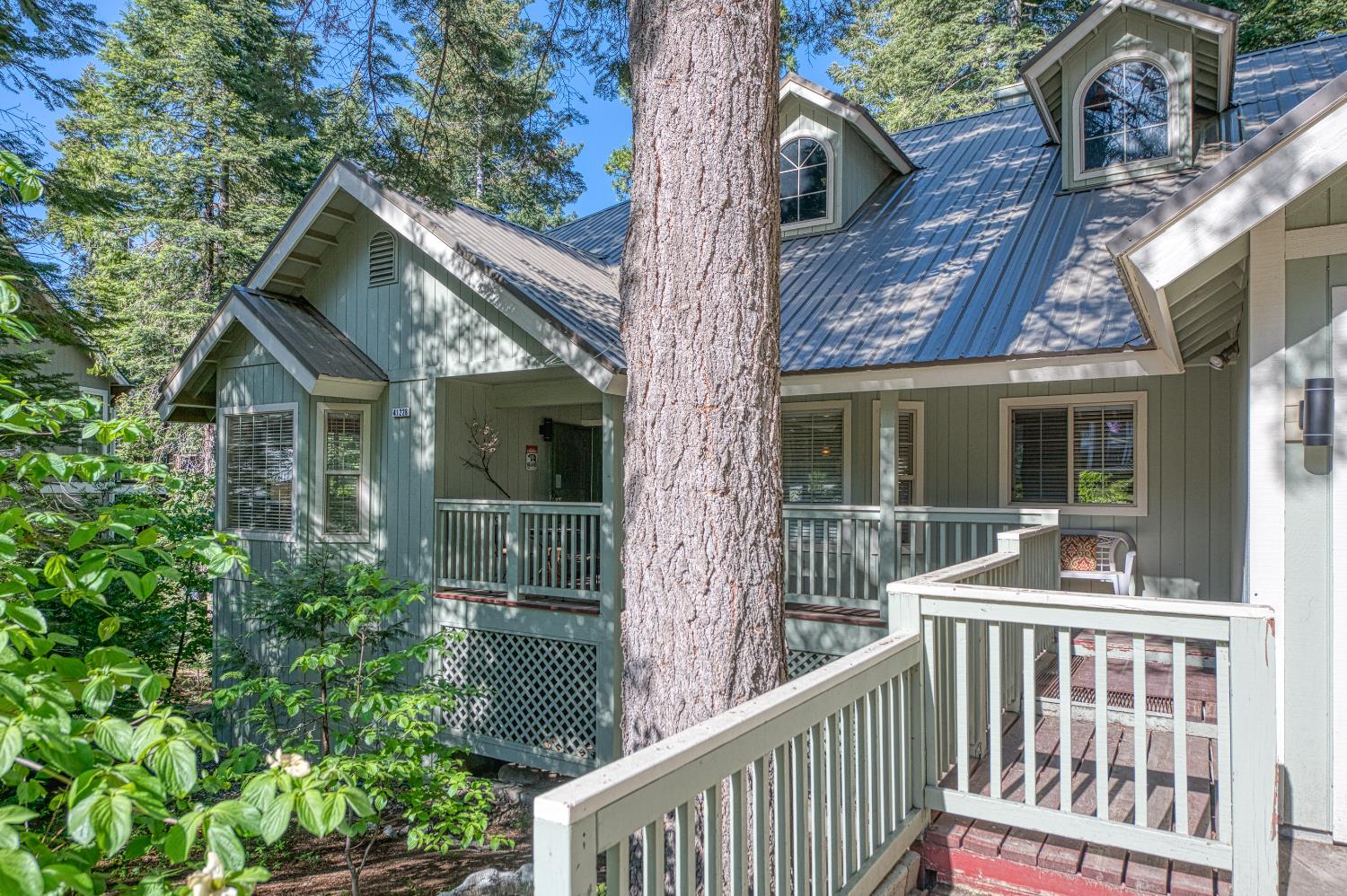 41228 Heartwood Ln, Shaver Lake, CA 93664