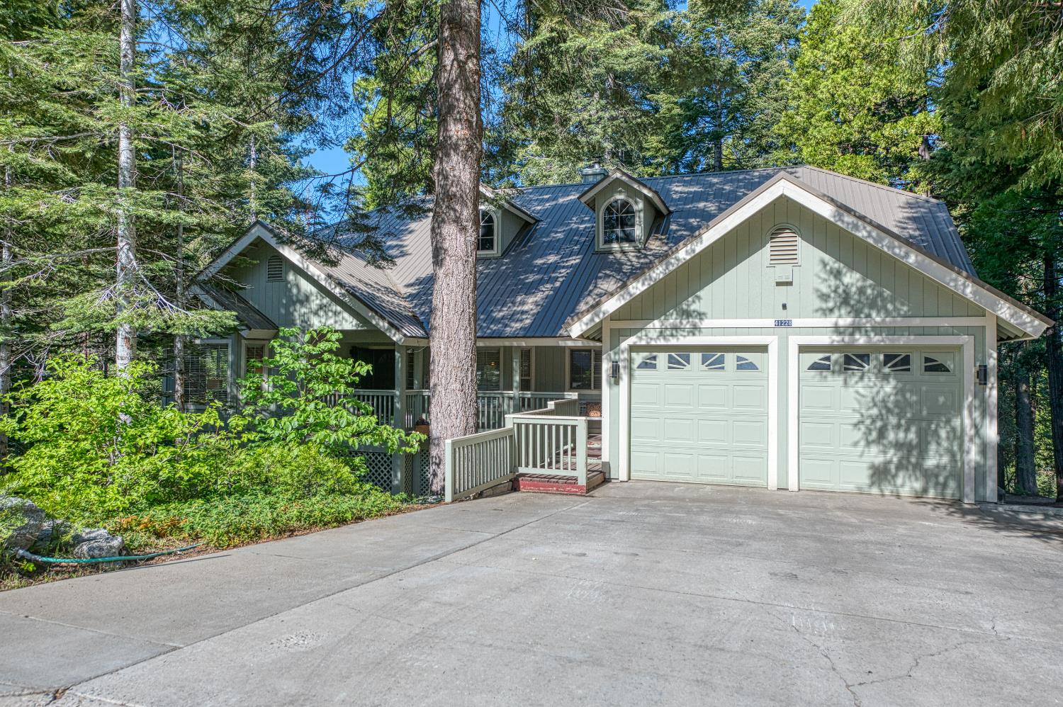 41228 Heartwood Ln, Shaver Lake, CA 93664
