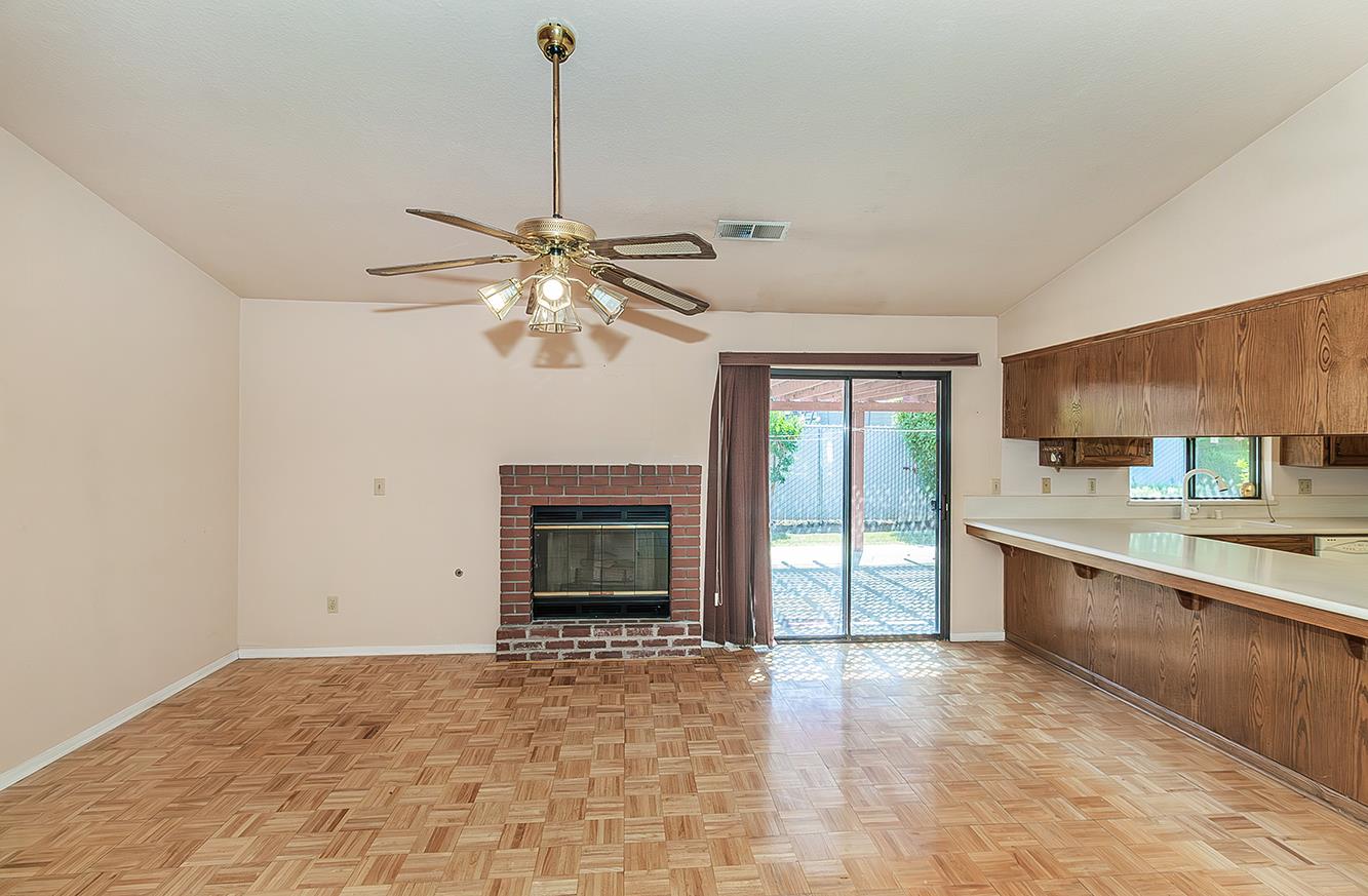 1149 Pistachio Ave, Clovis, CA 93611