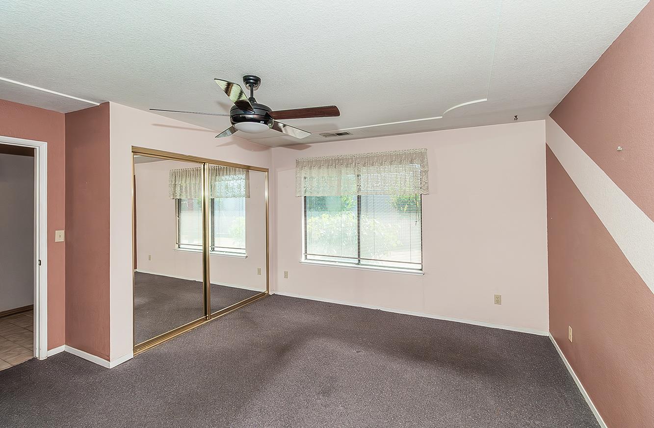 1149 Pistachio Ave, Clovis, CA 93611