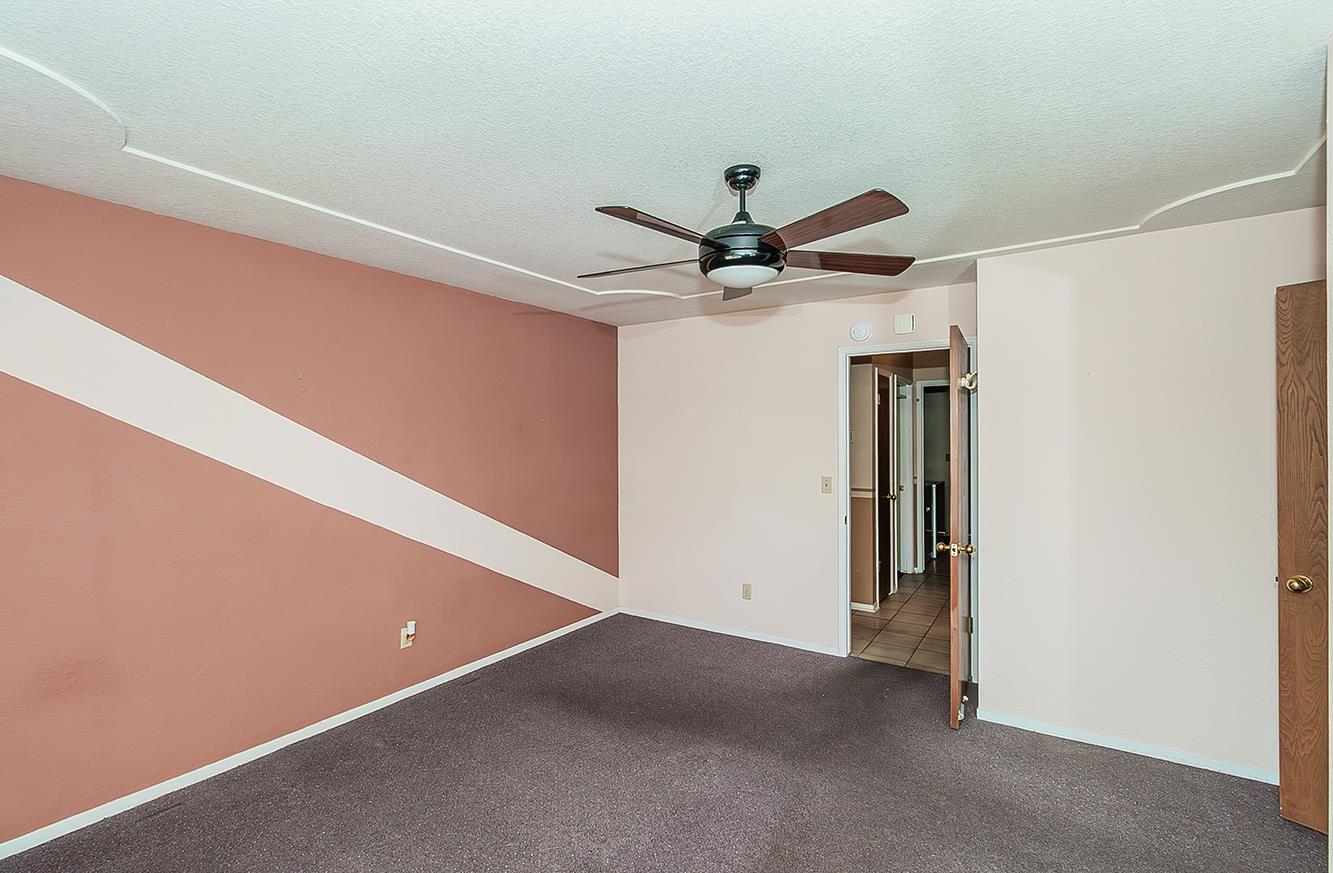 1149 Pistachio Ave, Clovis, CA 93611